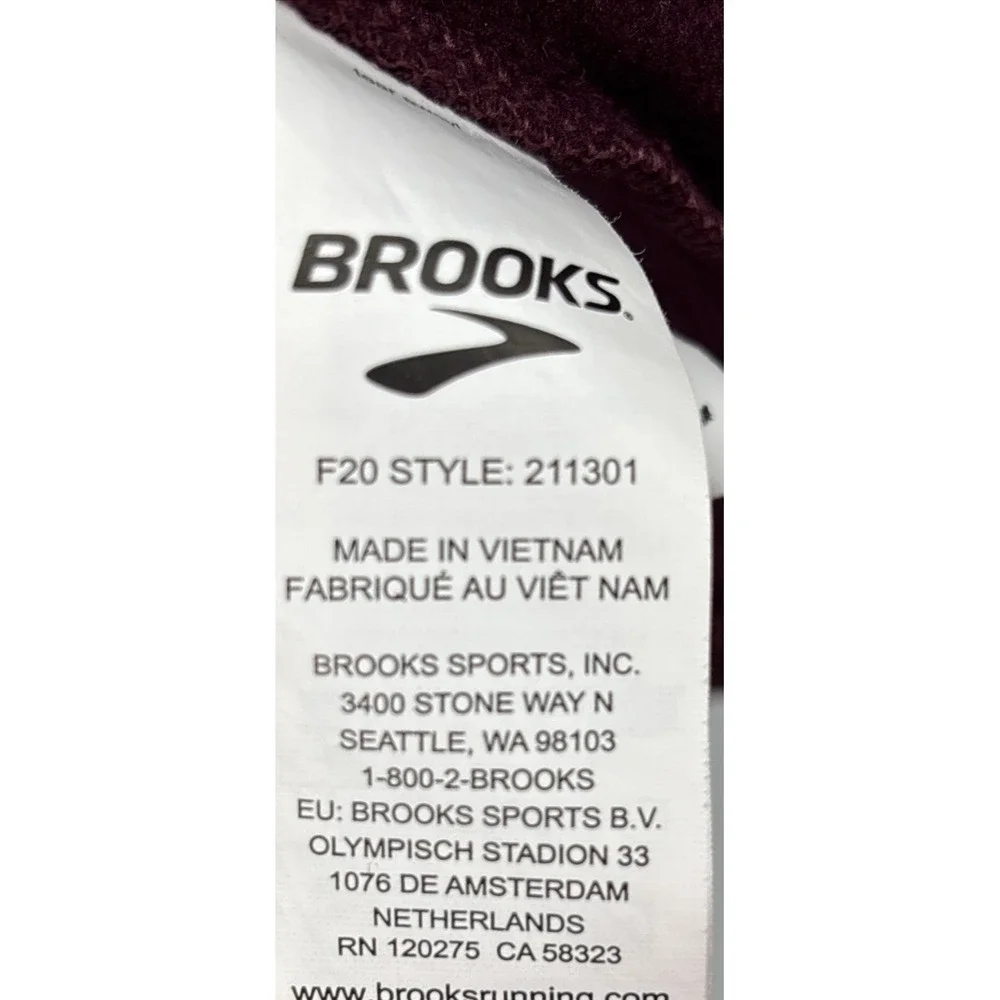 Brooks Shield Hybrid‎ Vest 3.0 Men's Medium Red Full Zip/Pockets Lightweight